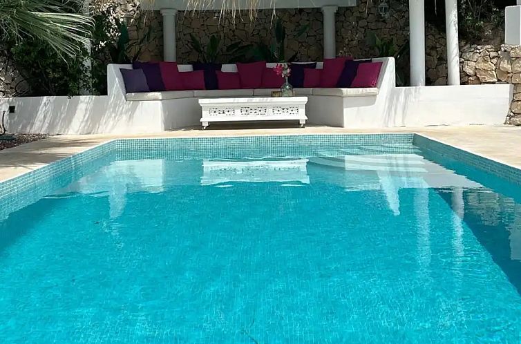 Ibiza styl villa + uitzicht op zee