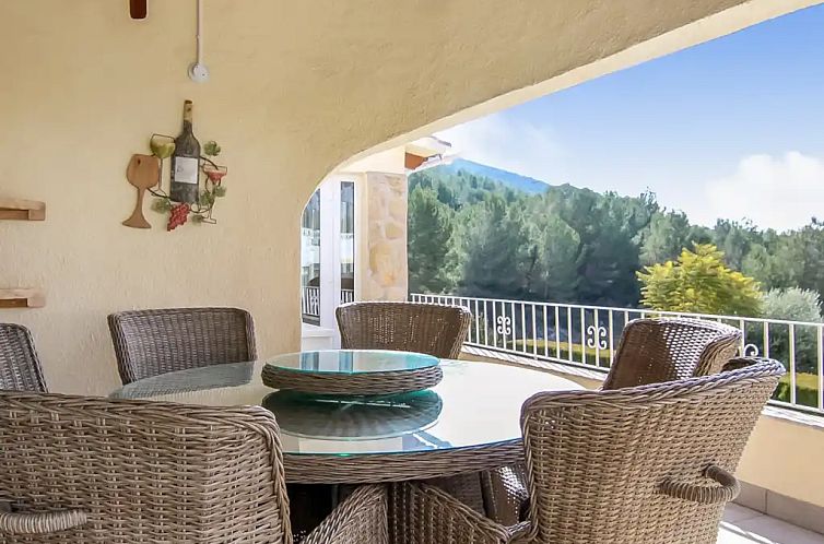 Villa Alzhara