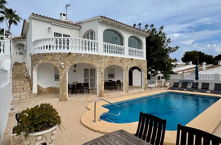 Villa, geweldige locatie, privé zwembad
