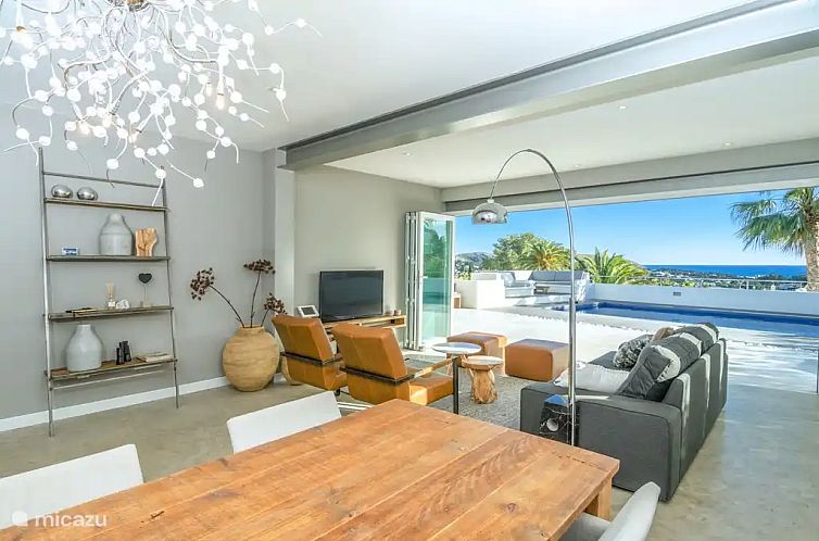 Moderne Villa in Moraira