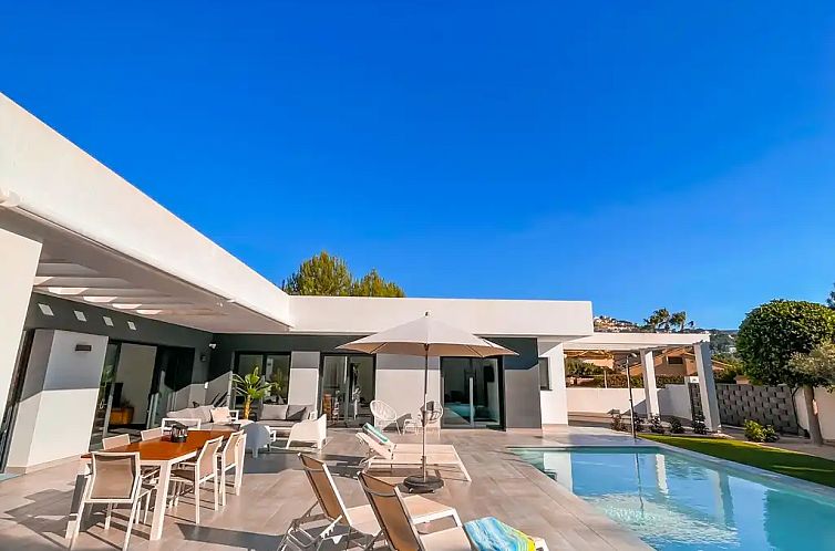 Villa Yasmila Moraira