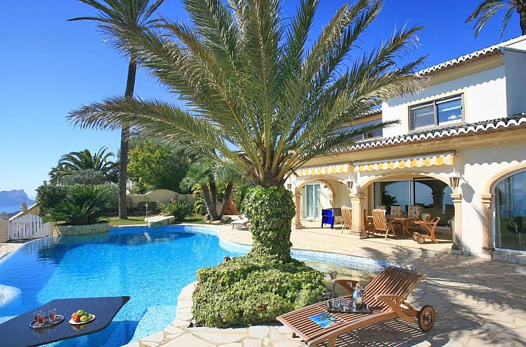 Vrijstaande woning in Moraira