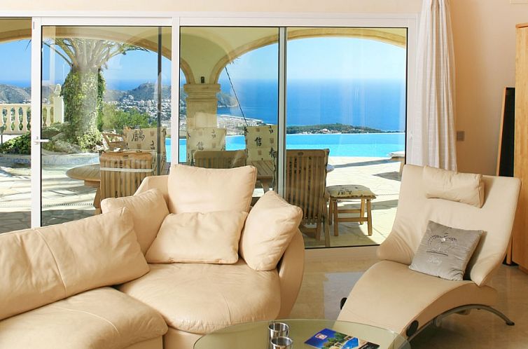 Vrijstaande woning in Moraira