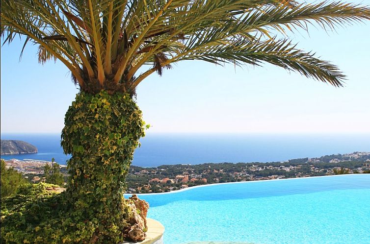 Vrijstaande woning in Moraira