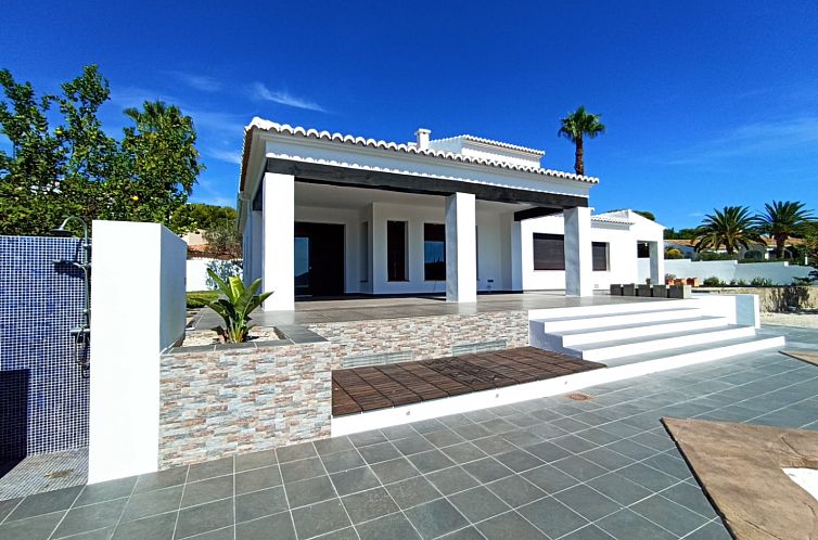 Vrijstaande woning in Moraira