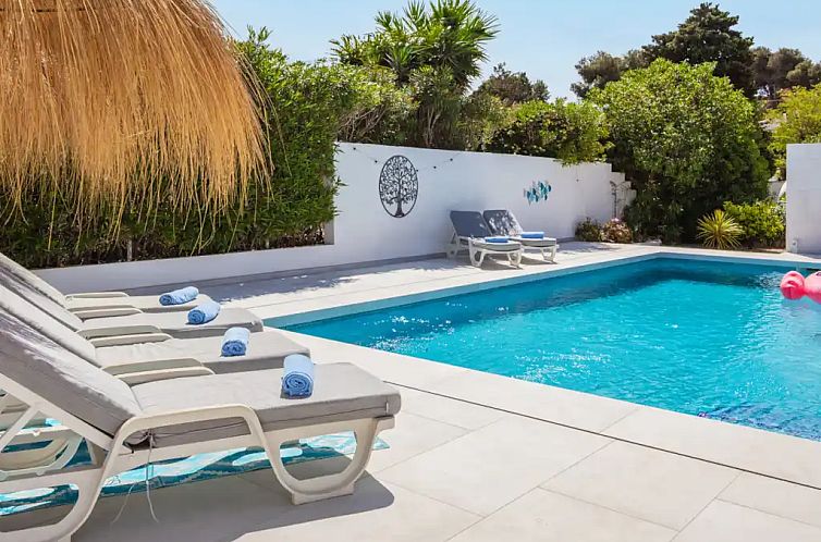 Casa Muy Feliz