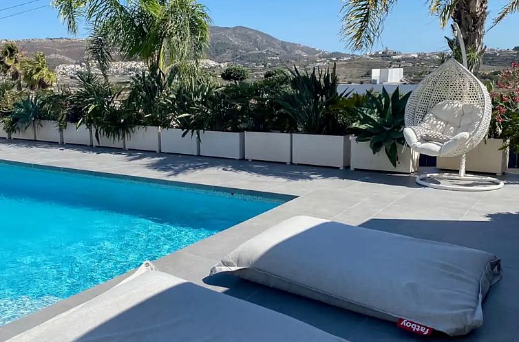 LUXURY 4 BEDROOM VILLA SEA VIEW+GYM