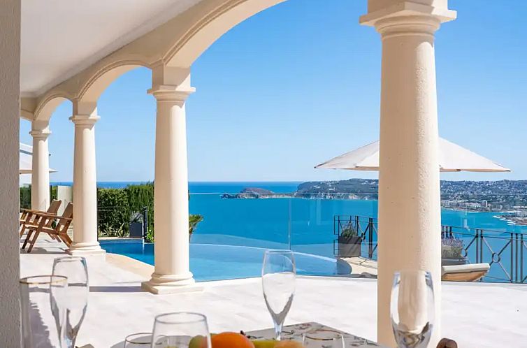 Villa Hiedra