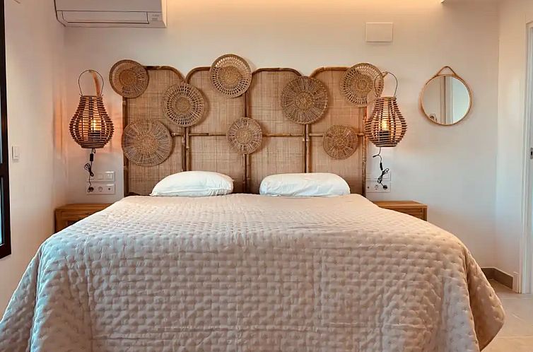 Guest house 14911314 - Apartment Costa Blanca - Beach House (Penthouse + Rooftop)