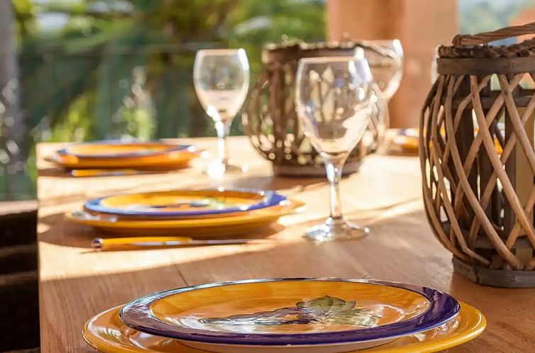 Luxe vakantiehuis Javea 12p. zwembad