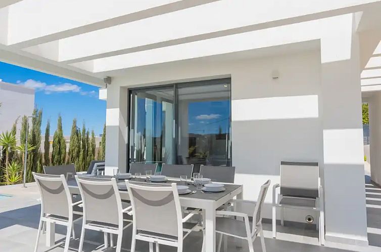 Villa Miro