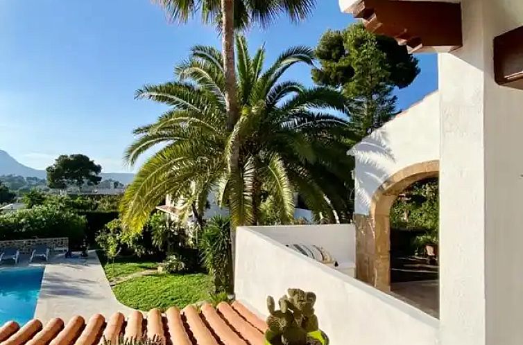 Familievilla met zwembad in Jávea