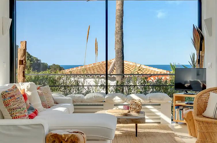 Villa uitzicht op zee op 300m van het strand