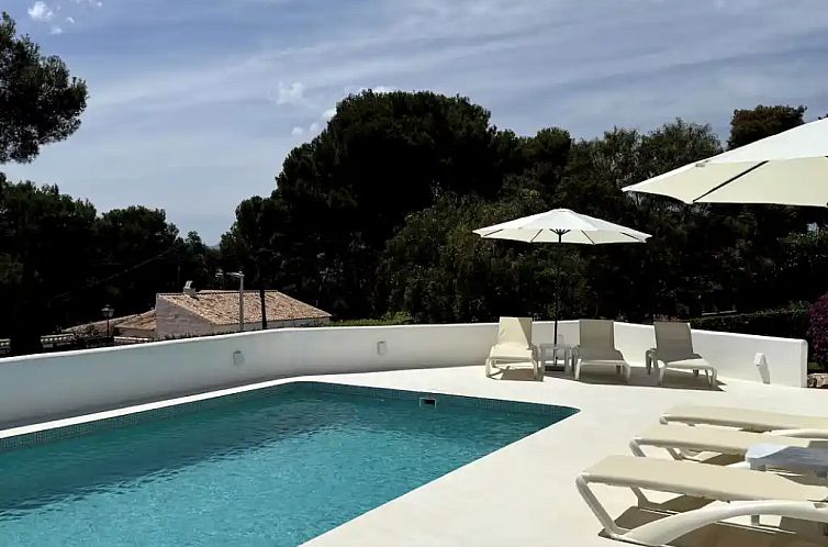 Vrijstaande villa in Javea