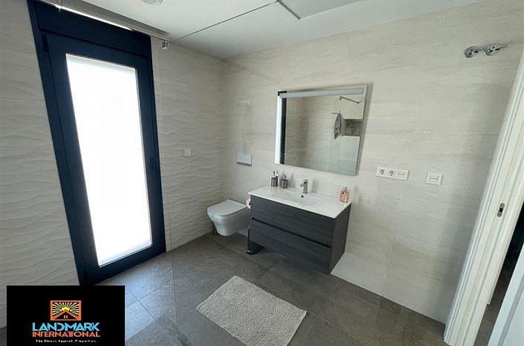 Vrijstaande woning in Pinoso