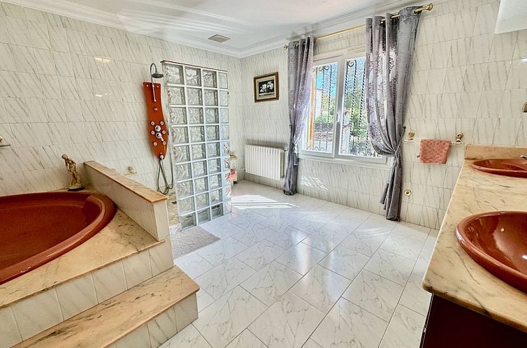 Vrijstaande woning in Castalla