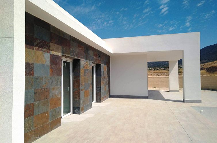 Vrijstaande woning in La Romana