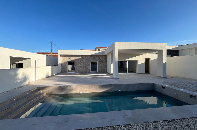 Geschakelde woning in La Romana