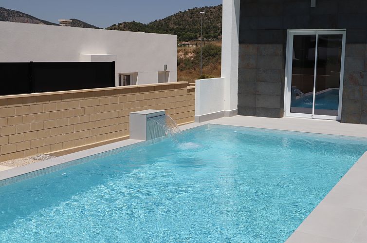 Geschakelde woning in La Romana