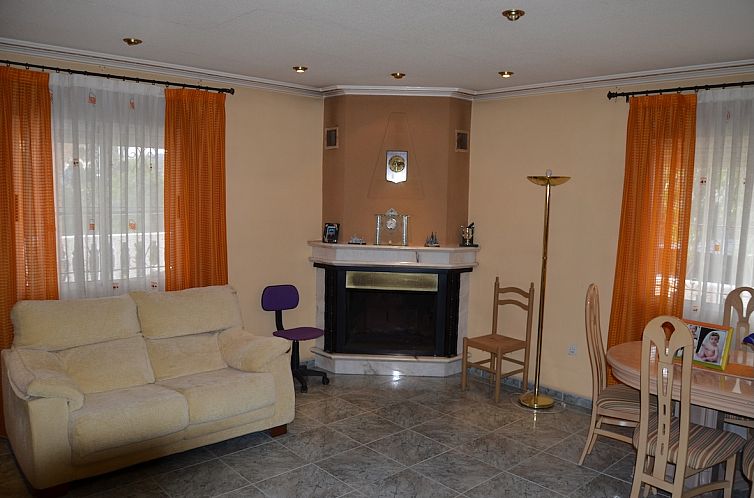 Vrijstaande woning in La Romana