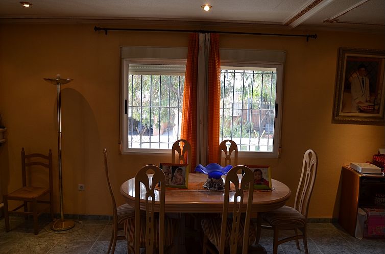 Vrijstaande woning in La Romana