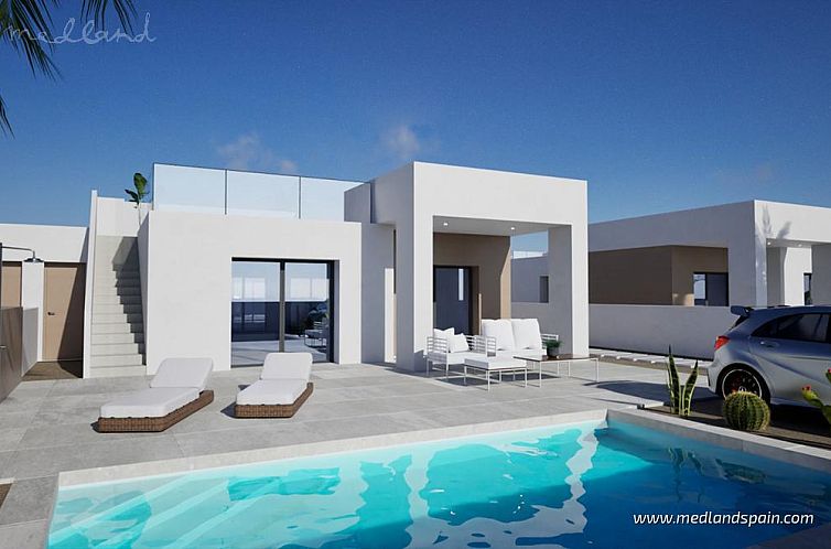 Vrijstaande woning in La Romana