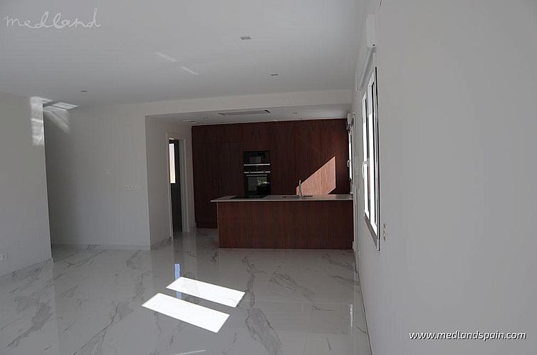 Vrijstaande woning in La Romana