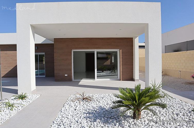 Vrijstaande woning in La Romana