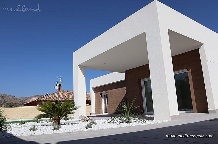 Vrijstaande woning in La Romana