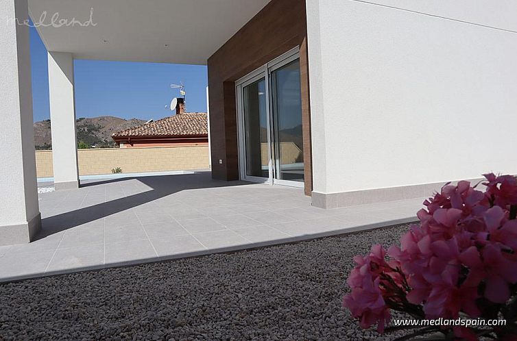 Vrijstaande woning in La Romana