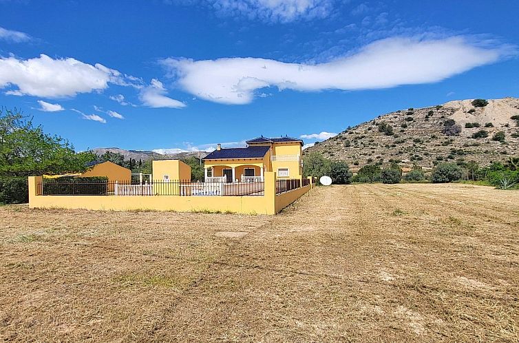 Vrijstaande woning in La Romana