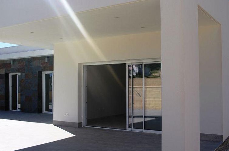 Vrijstaande woning in La Romana