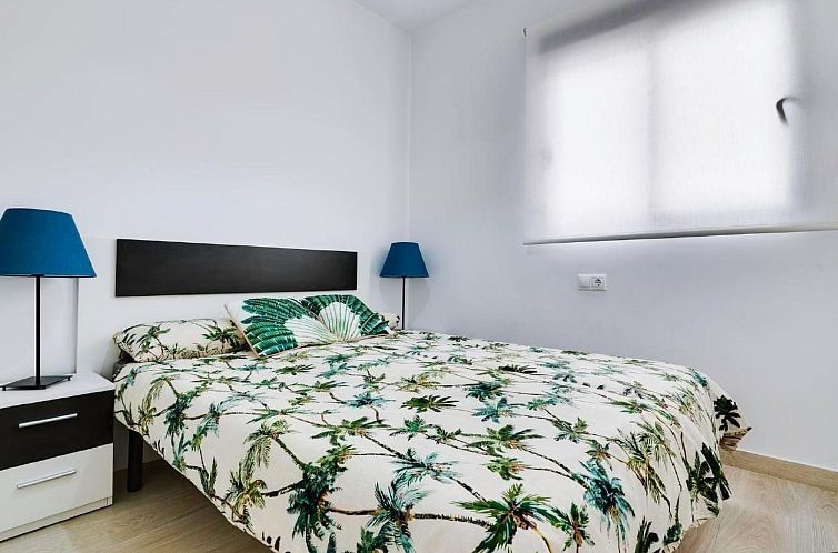 Appartement "Pinada Beach" mit Schwimmbad