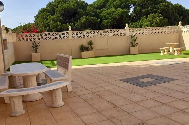Huis bij duinen en zee in La Mata