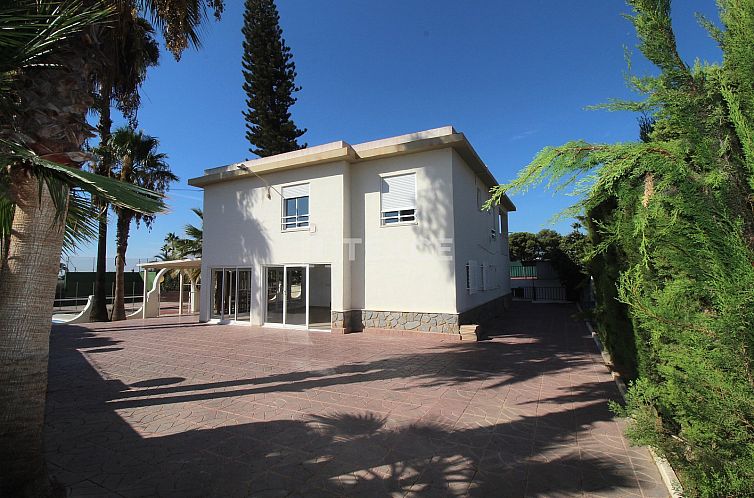 Vrijstaande woning in Elche