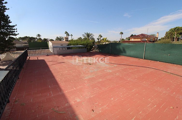 Vrijstaande woning in Elche