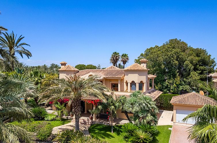 Vrijstaande woning in Elche