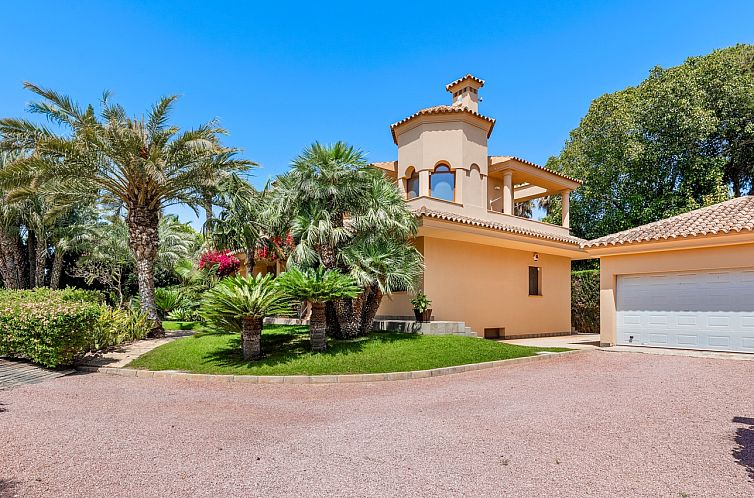 Vrijstaande woning in Elche