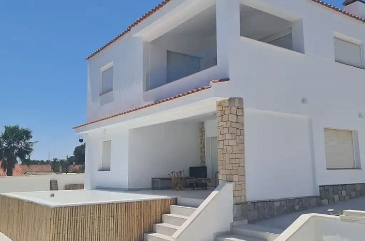 Beach house la marina