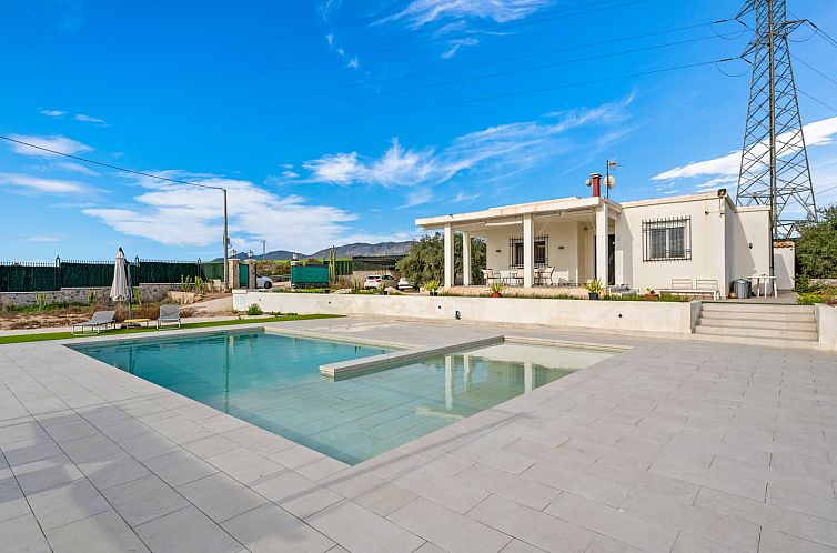 Vrijstaande woning in Elche
