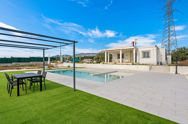 Vrijstaande woning in Elche