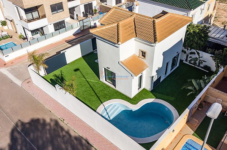 Vrijstaande woning in Campoamor