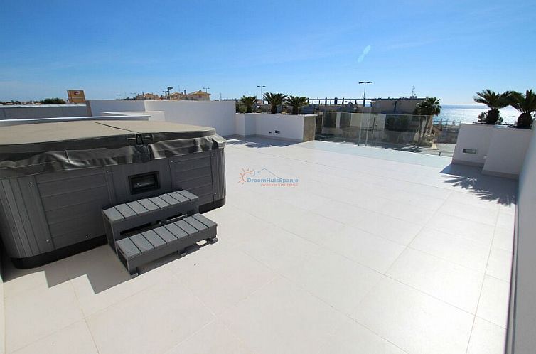 Vrijstaande woning in Campoamor