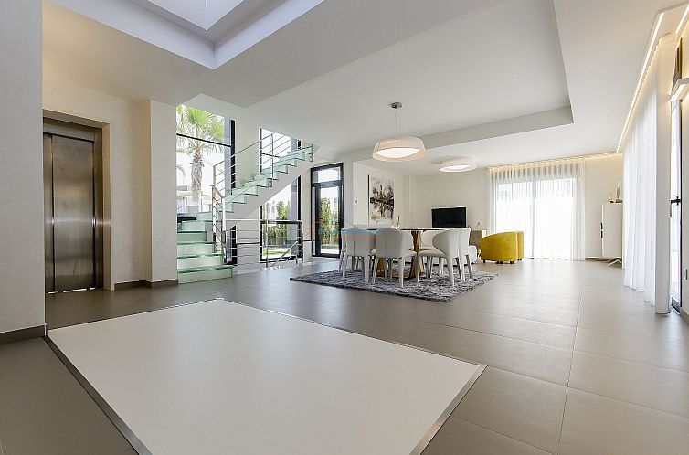 Vrijstaande woning in Campoamor