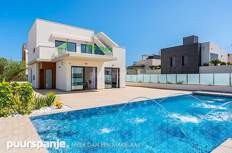 Vrijstaande woning in Campoamor