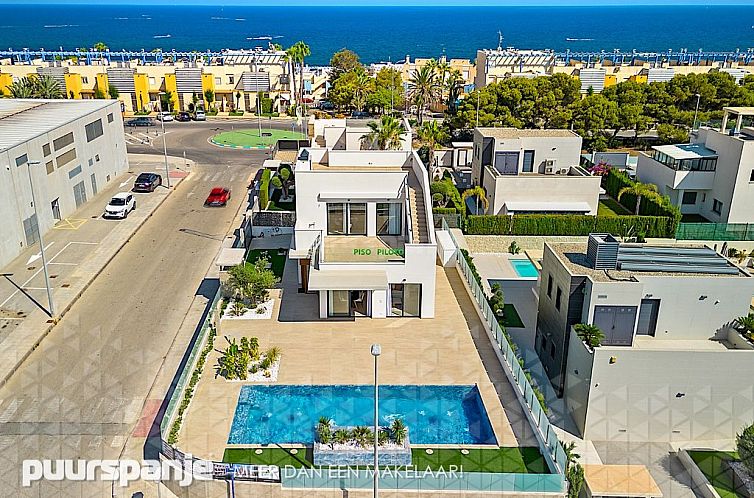 Vrijstaande woning in Campoamor