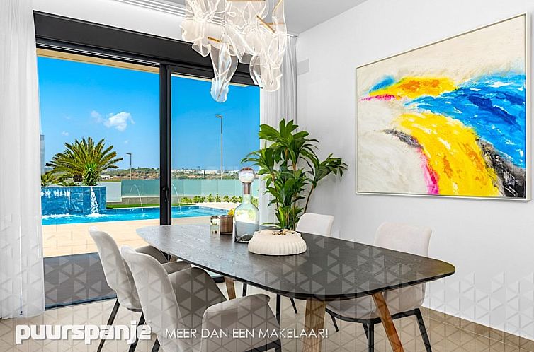 Vrijstaande woning in Campoamor