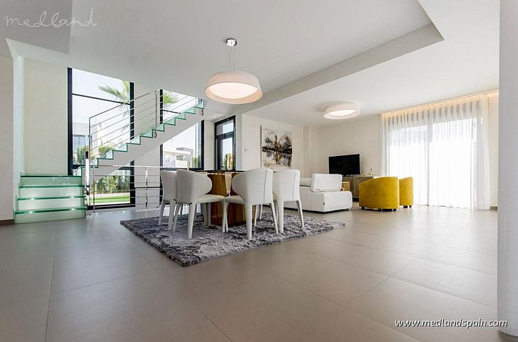 Vrijstaande woning in Campoamor