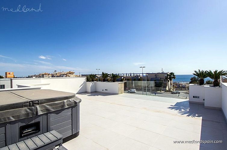 Vrijstaande woning in Campoamor