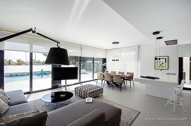 Vrijstaande woning in Campoamor